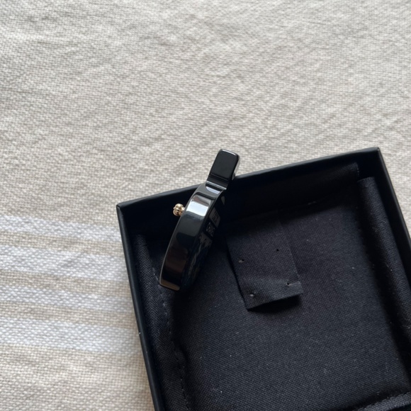 Chanel Brooch - Picture 5 of 9